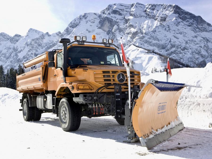  Mercedes-Benz Zetros 1833K Road Service 2009 года  (фото 5 из 9)